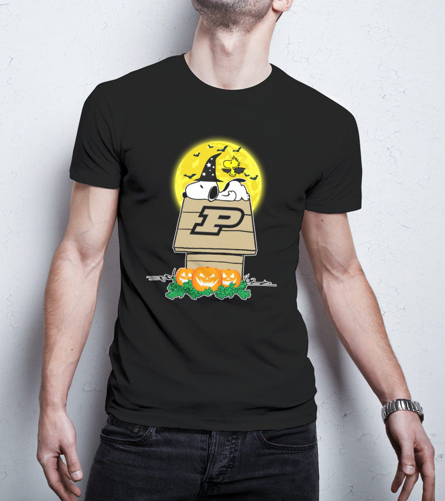 Purdue Boilermakers Snoopy Halloween Peanuts Woodstock Pumpkins Moon T-Shirt