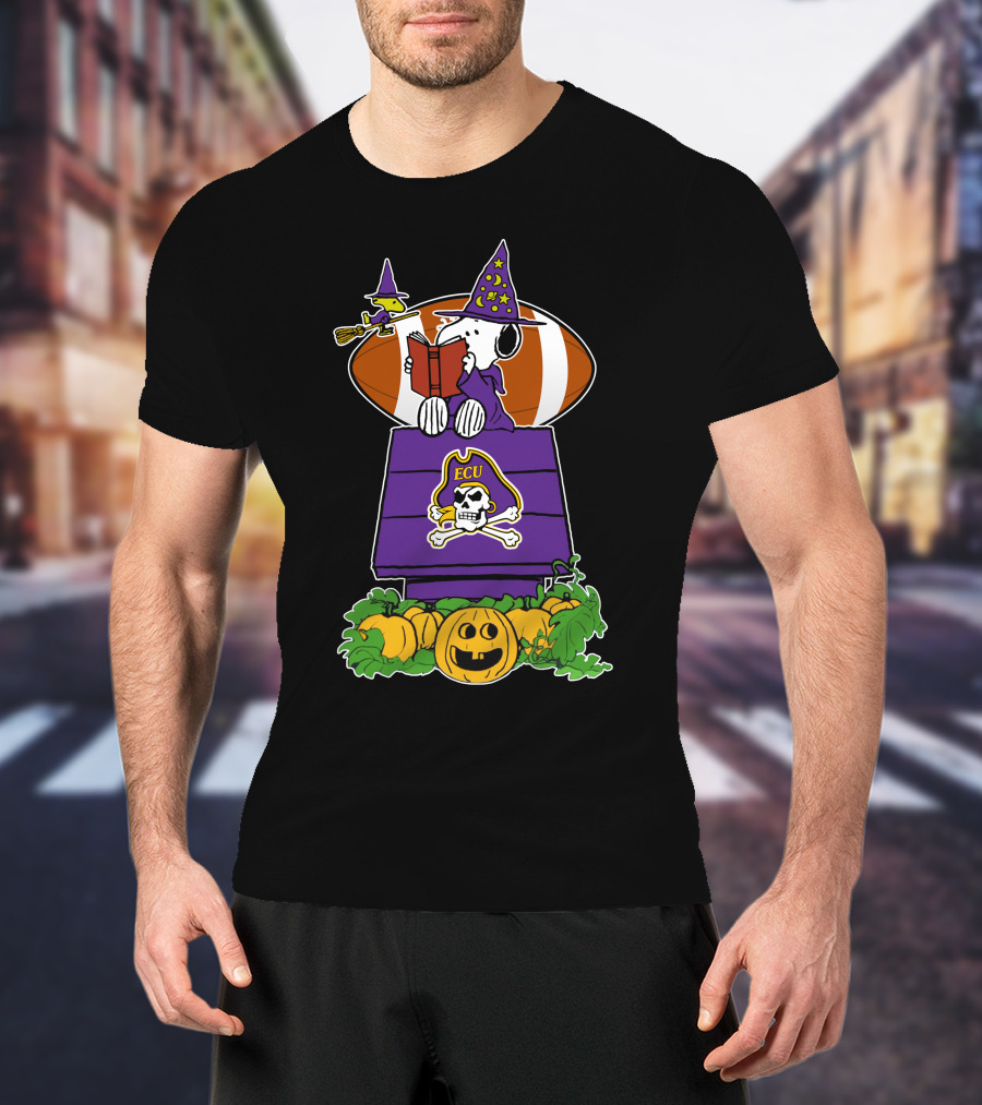 East Carolina Pirates Snoopy Halloween Ecu Football Doghouse Pumpkin T-Shirt