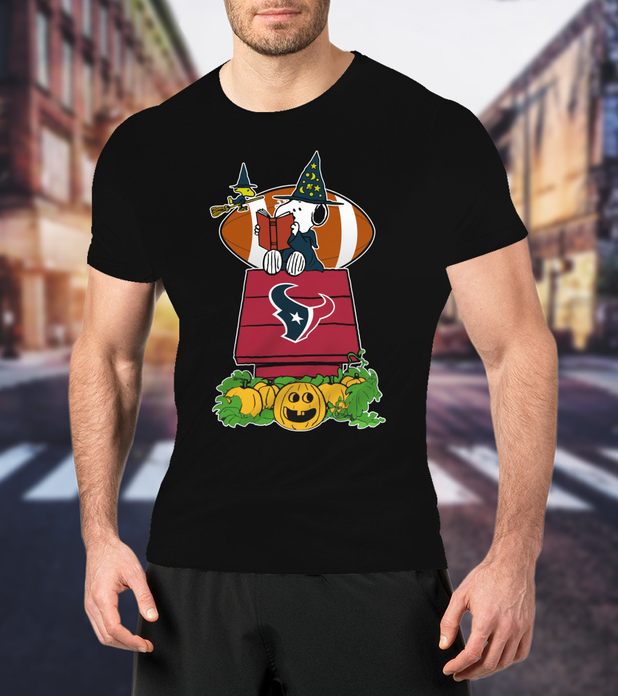 Houston Texans Snoopy Halloween Witch Hat Jack-O'-Lantern Football T-Shirt