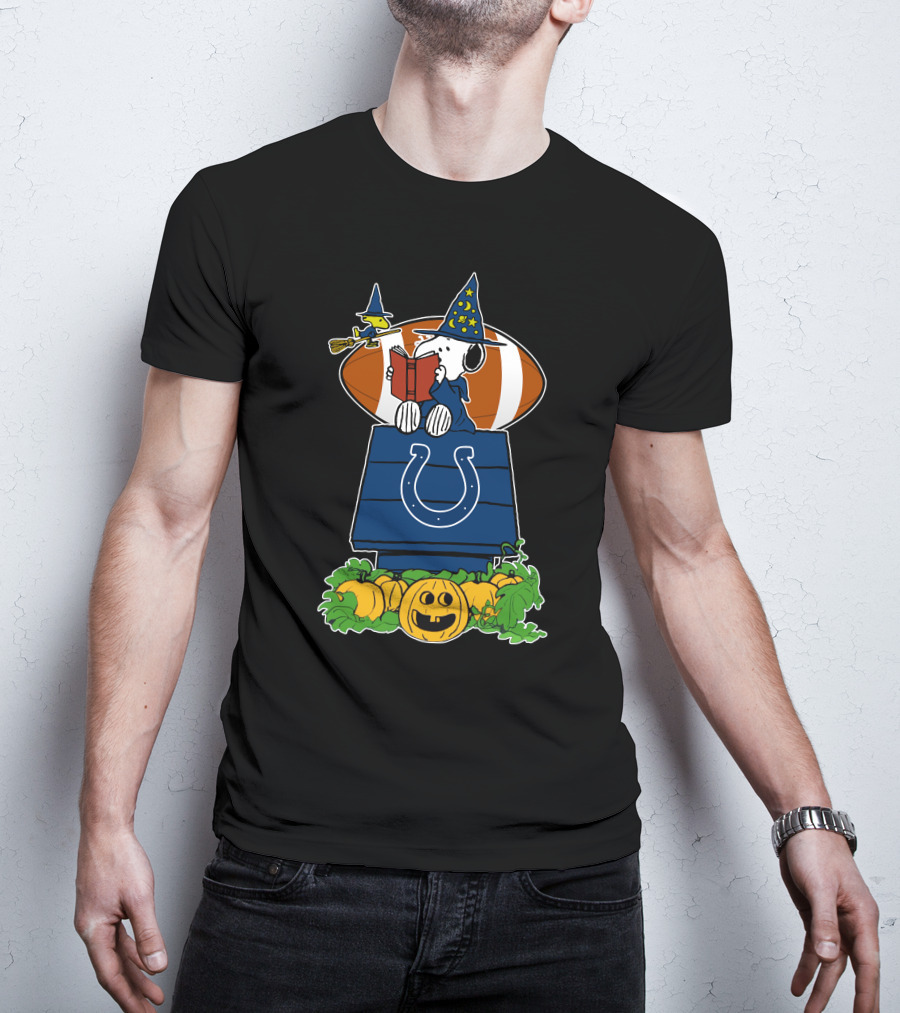 Indianapolis Colts Snoopy Witch Hat Football Halloween Pumpkin T-Shirt