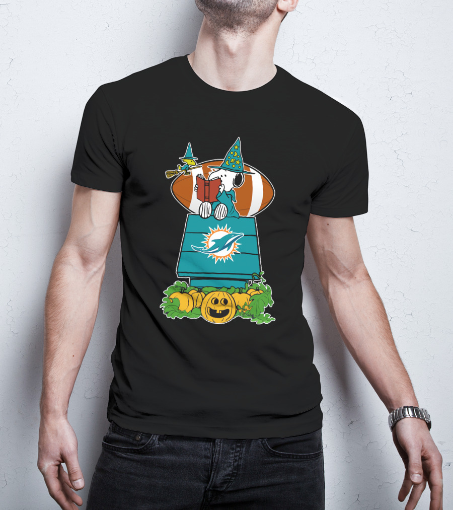 Miami Dolphins Snoopy Halloween Witch Pumpkin Football T-Shirt