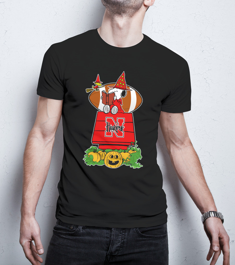 Nebraska Cornhuskers Snoopy Halloween Huskers Peanuts Pumpkin Football T-Shirt
