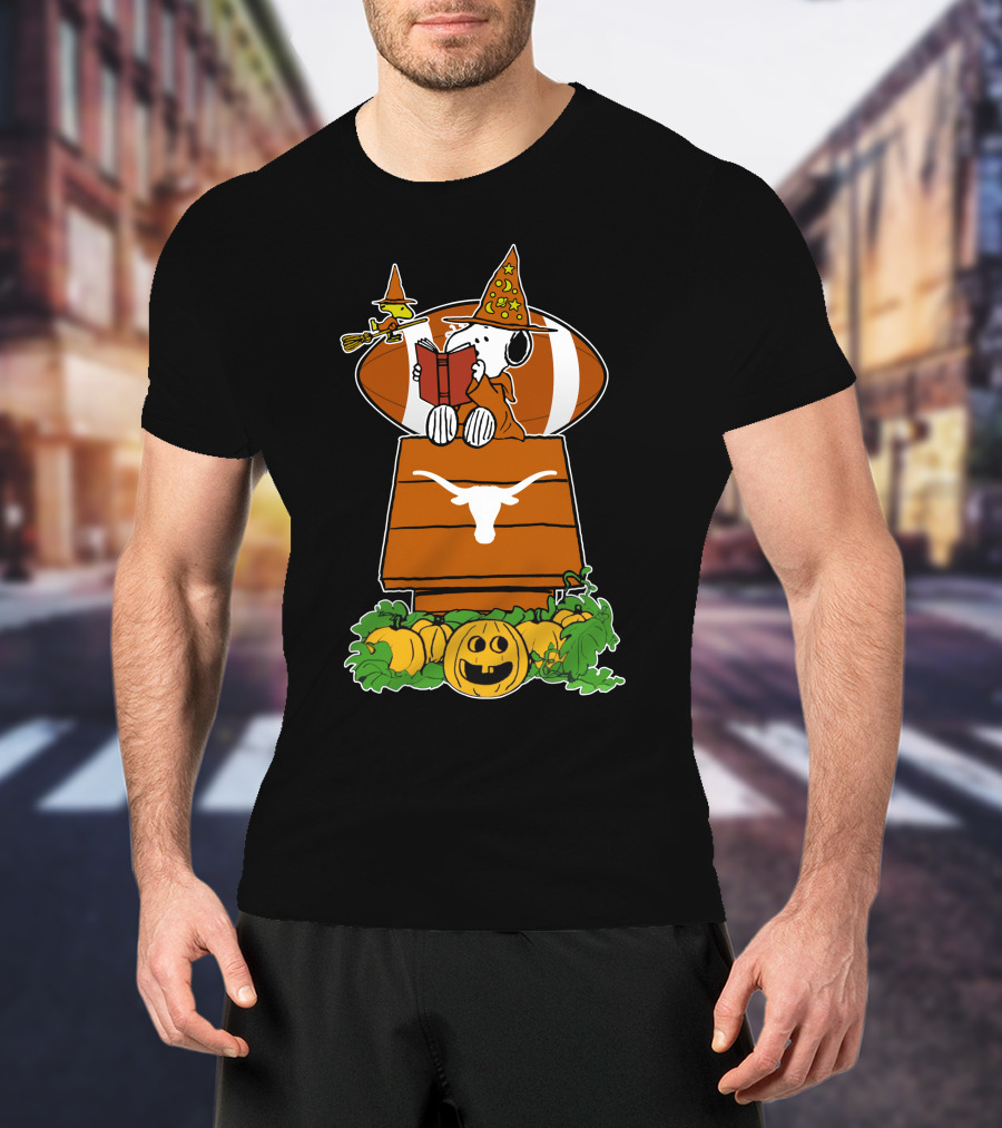 Texas Longhorns Snoopy Halloween Reading On Doghouse With Witch Woodstocks And Pumpkin T-Shirt