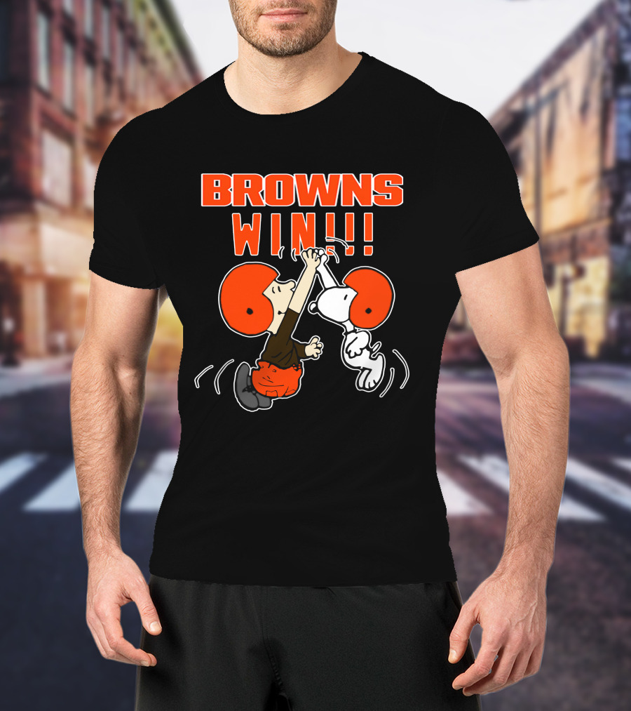 Browns Win!!! Peanuts Characters Celebrate Cleveland Victory T-Shirt