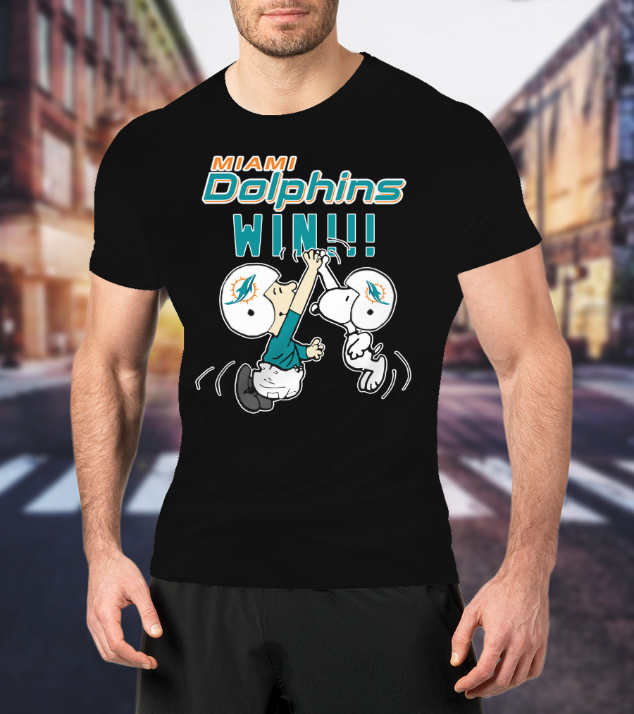 Miami Dolphins Win Peanuts Characters High Five Celebration T-Shirt