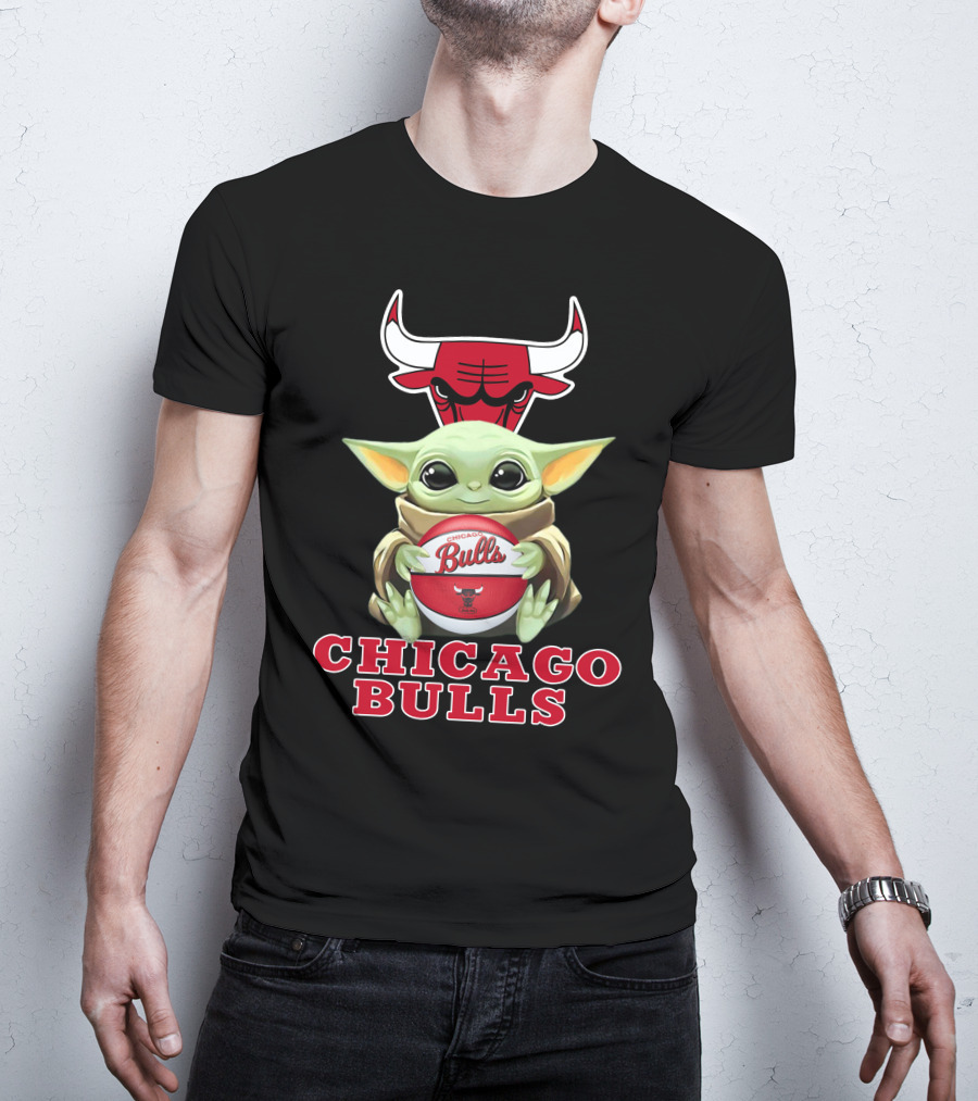 Chicago Bulls Baby Yoda Holding Basketball T-Shirt