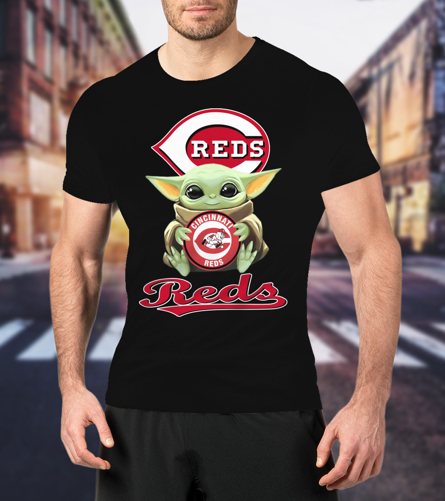 Cincinnati Reds Baby Yoda Holding Reds T-Shirt