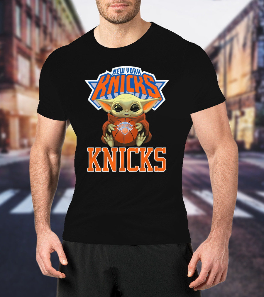 New York Knicks Baby Yoda Basketball Fan T-Shirt