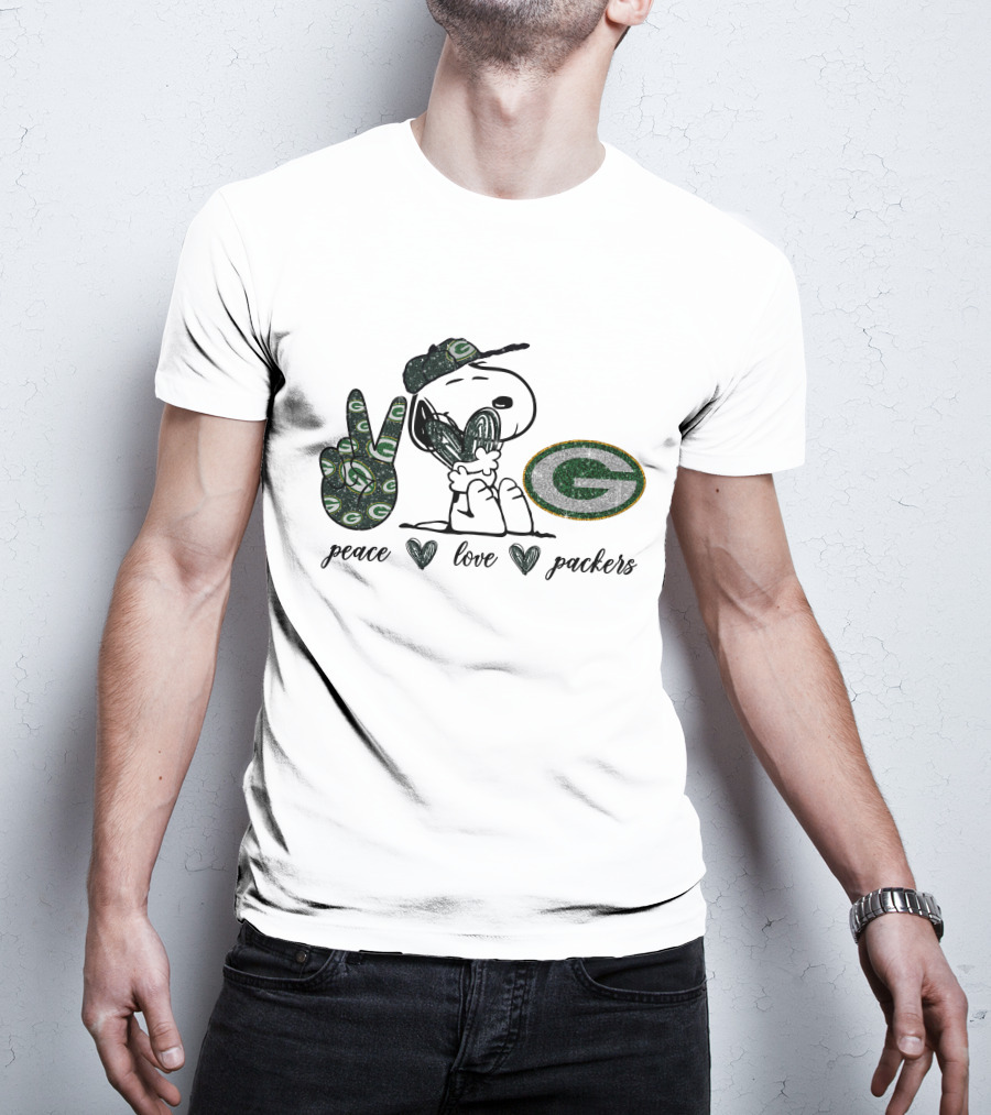 Peace Love Green Bay Packers Snoopy Vintage Football Fan T-Shirt