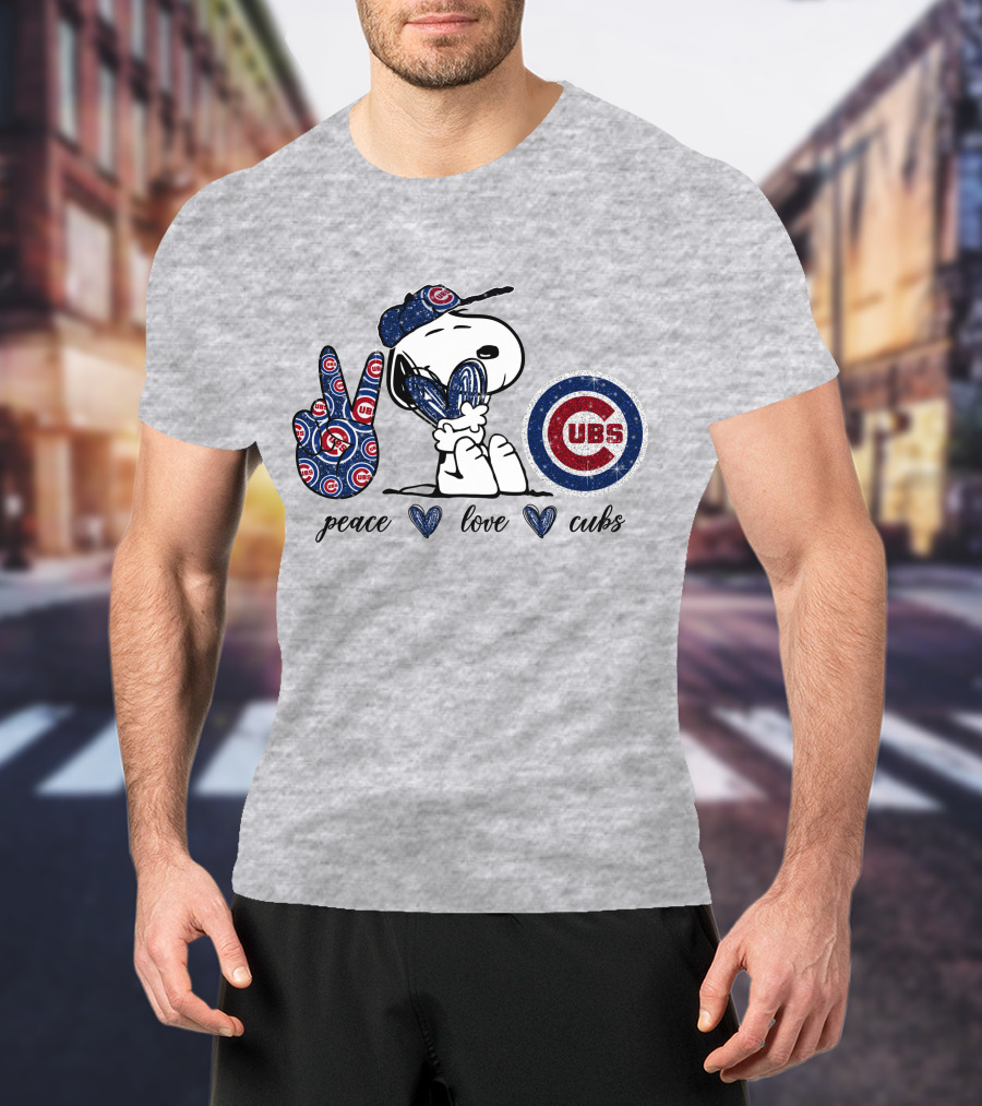 Peace Love Cubs Snoopy Chicago Cubs Fan T-Shirt