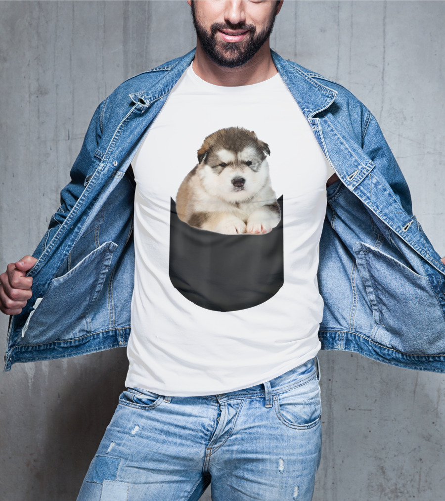 Alaskan Funny Dog In Pocket T-Shirt