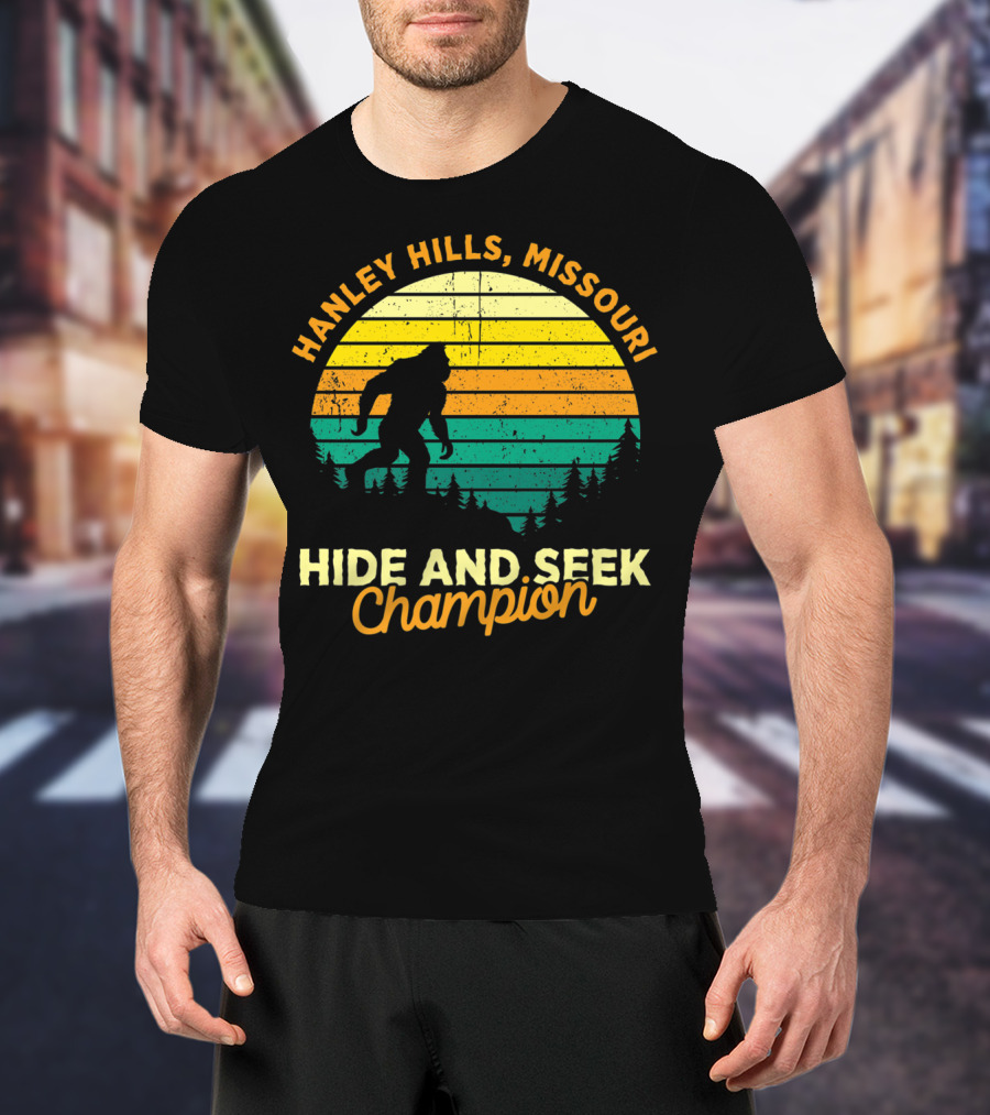 Hanley Hills Missouri Hide And Seek Champion Big Foot Retro T-Shirt