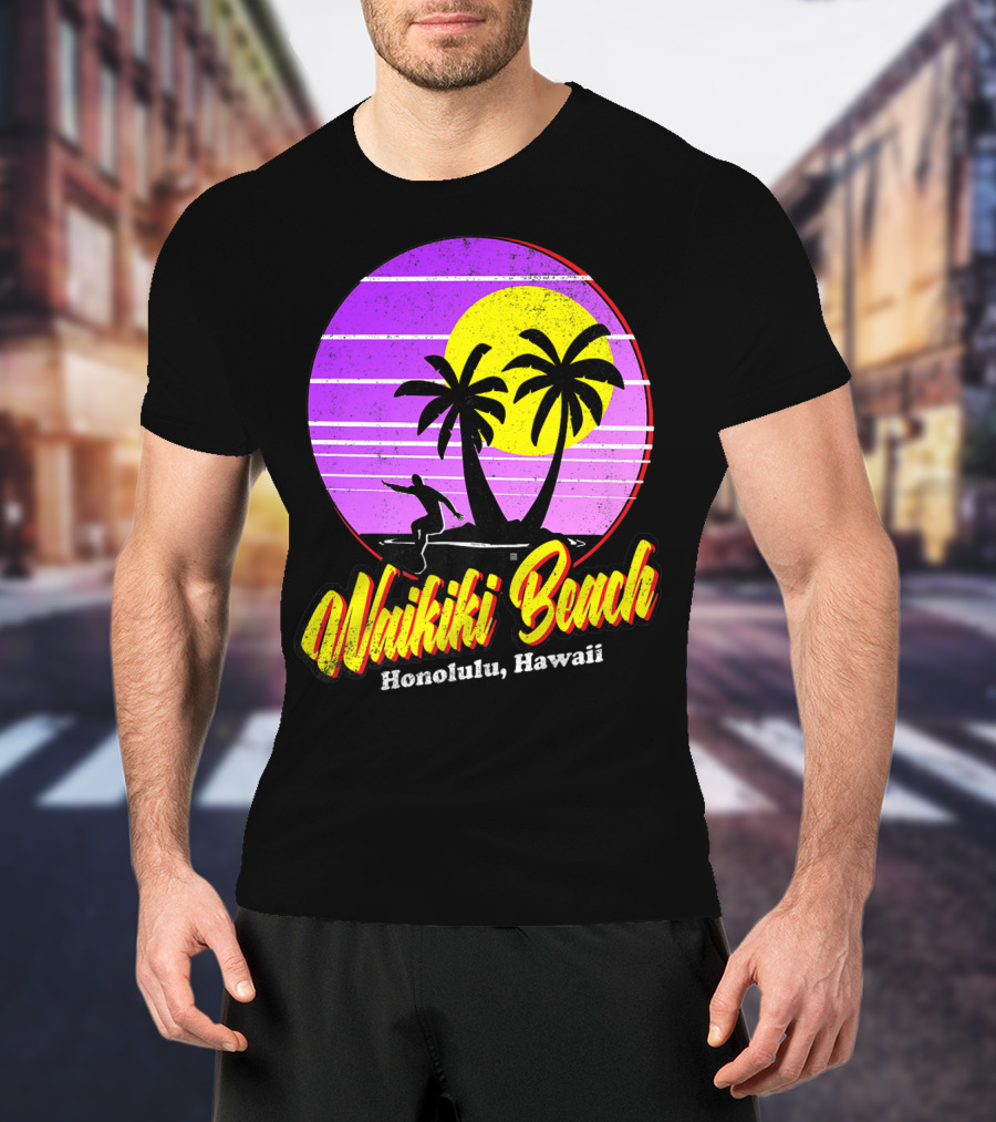 Waikiki Beach Honolulu Hawaii Retro Surfer 80s Vintage Palm Sunset T-Shirt