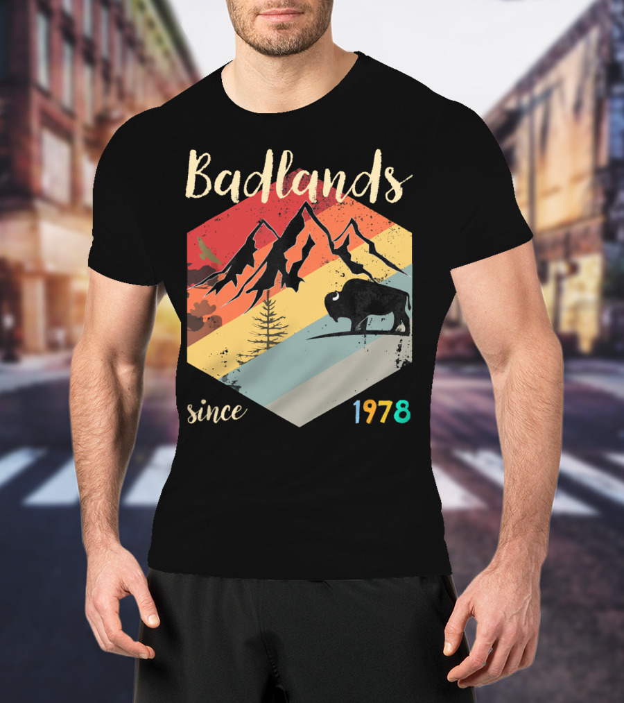 Badlands Since 1978 South Dakota National Park Hiking Mountain Bison T-Shirt
