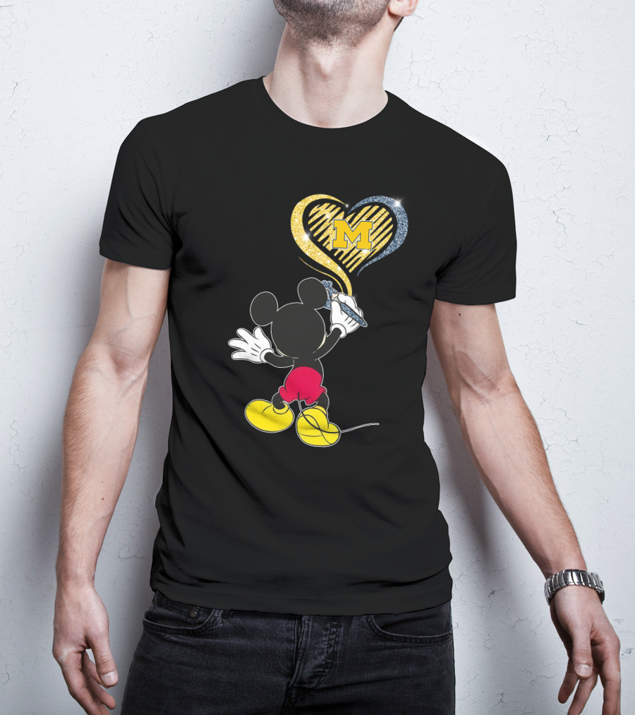 Mickey Mouse Drawing Heart With Michigan Wolverines T-Shirt