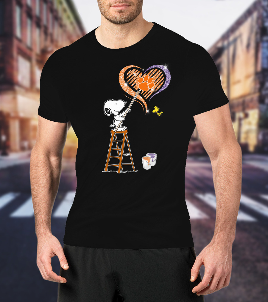 Snoopy Painting Clemson Tigers Heart With Paw Print And Woodstock T-Shirt