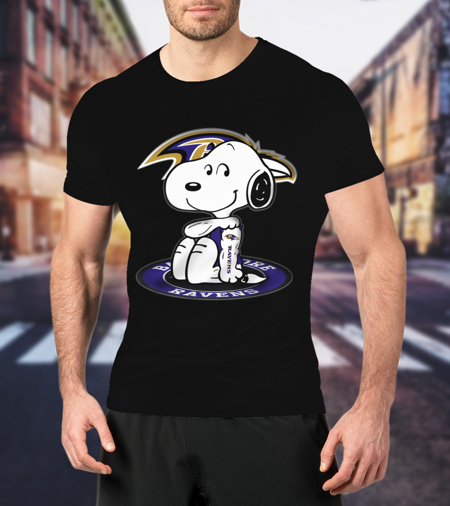 Baltimore Ravens Snoopy Peanuts Football Team T-Shirt