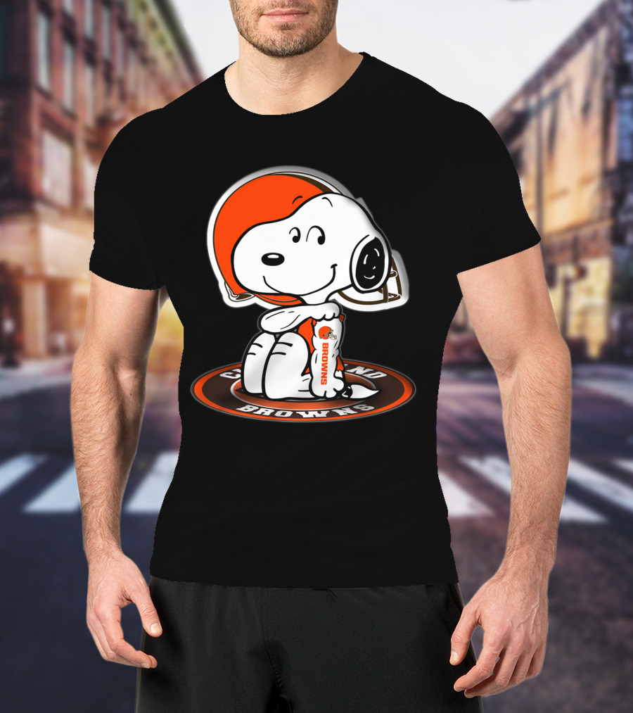 Snoopy Cleveland Browns Hugging Football Helmet T-Shirt