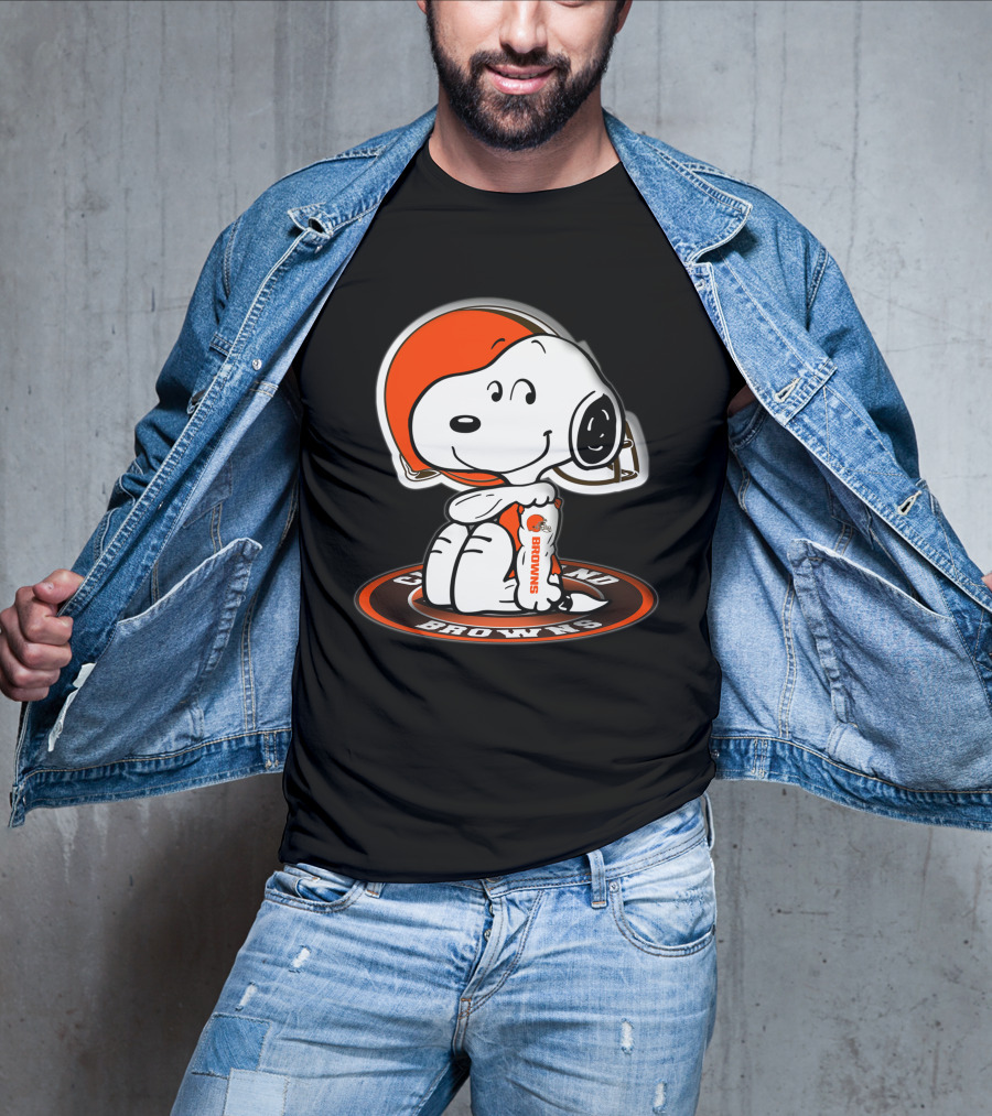 Snoopy Cleveland Browns Hugging Football Helmet T-Shirt