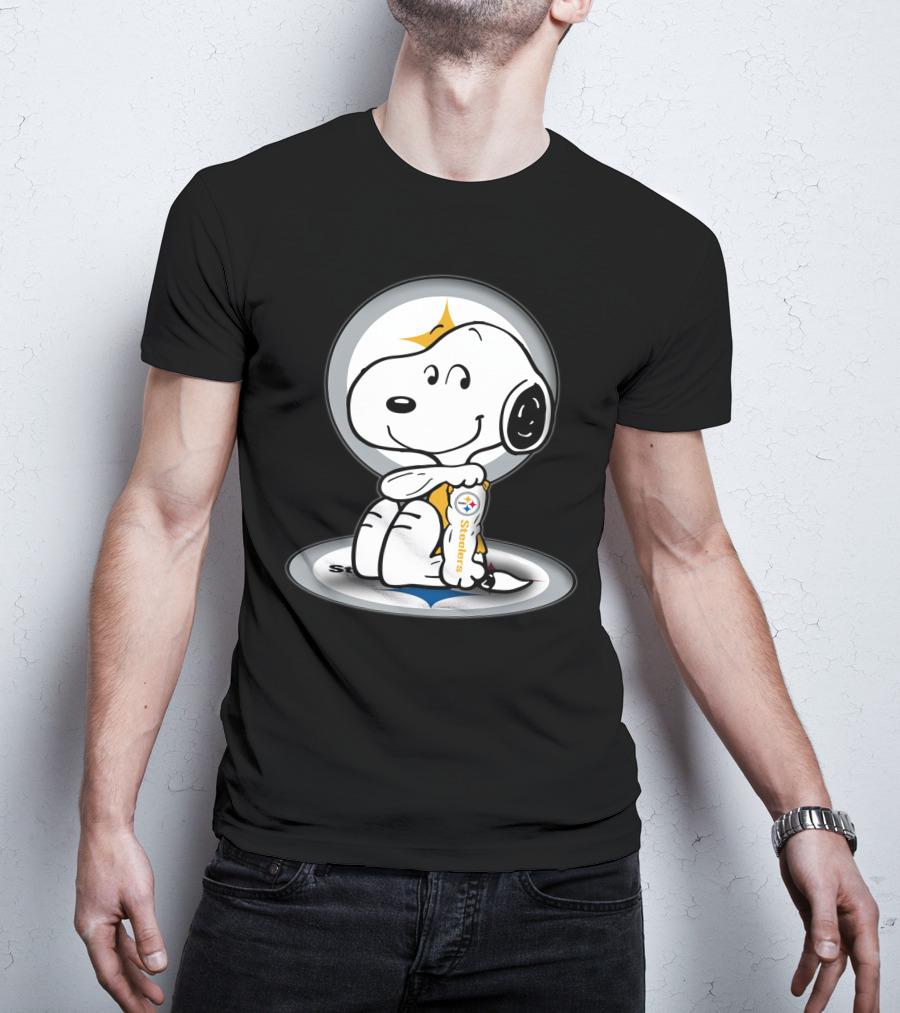 Snoopy Holding Pittsburgh Steelers Football T-Shirt