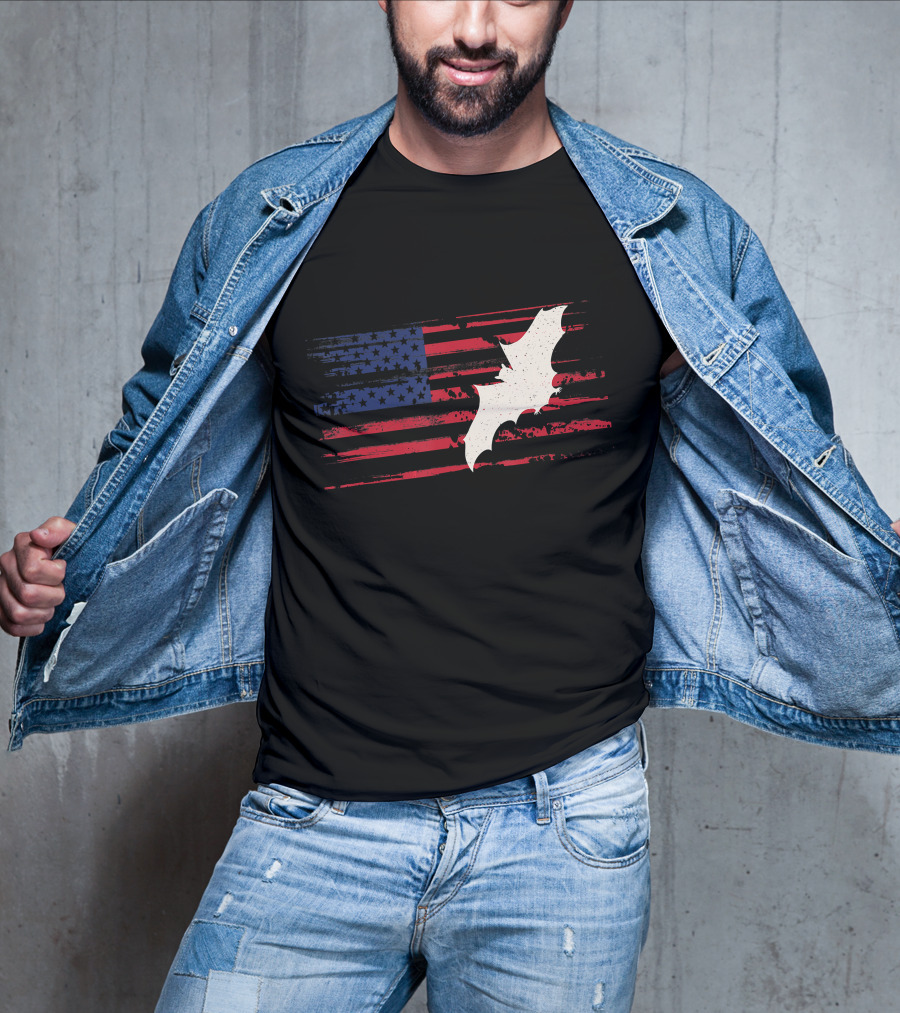 US American Flag Bat Silhouette Patriotic Flying Animal T-Shirt