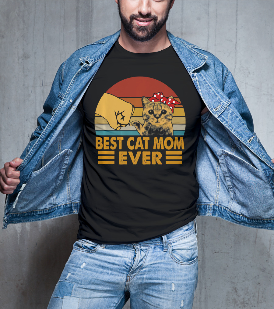 Best Cat Mom Ever Vintage Be Fist Bump Cat With Bow Retro Stripes T-Shirt