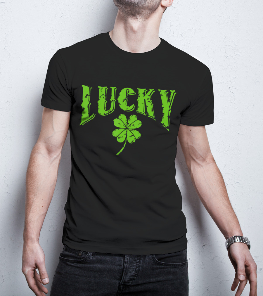 Vintage Lucky Four Leaf Clover Lucky St Paddy's Day T-Shirt