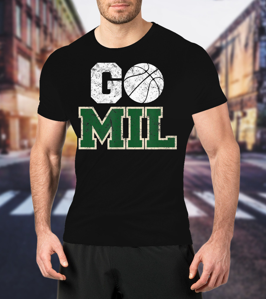 Go MIL Milwaukee Wisconsin City Basketball Vintage T-Shirt
