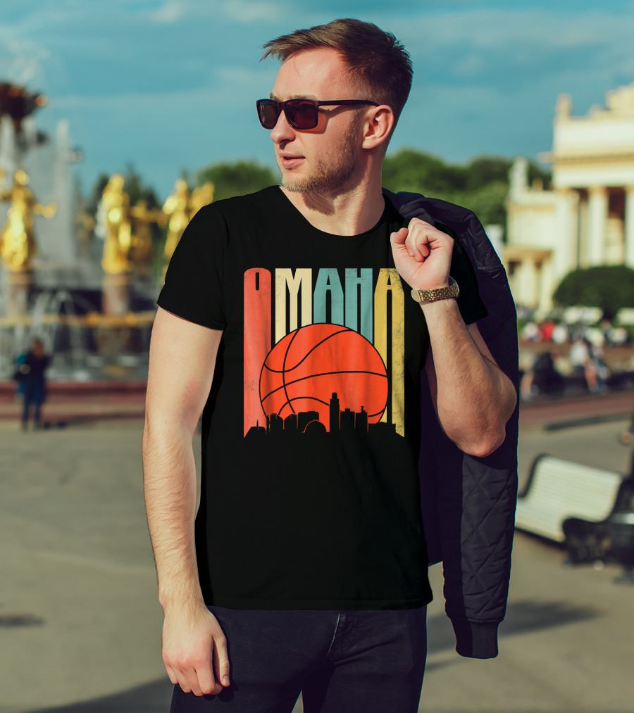Vintage Omaha Nebraska Basketball Skyline Retro T-Shirt
