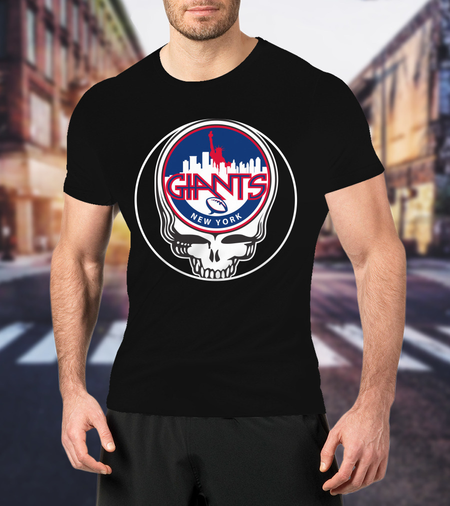 New York Giants GD Skull Logo Statue Of Liberty Skyline Football T-Shirt