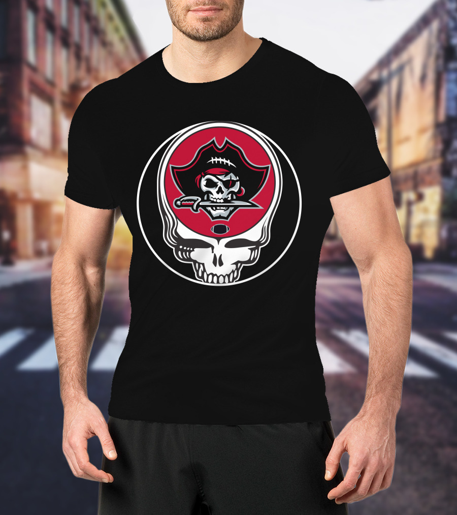 Tampa Bay Buccaneers Skull Logo With Football And Sword T-Shirt