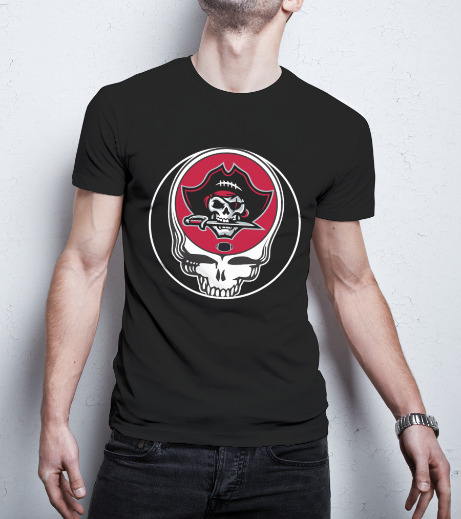 Tampa Bay Buccaneers Skull Logo With Football And Sword T-Shirt