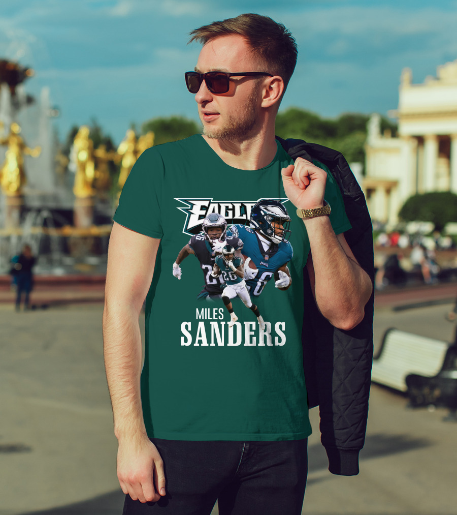 Eagles MS26 Running Back Action Play T-Shirt