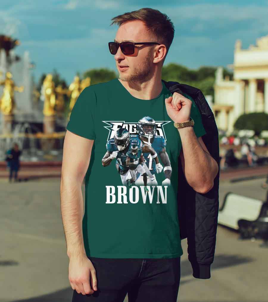 Philadelphia Eagles AJB11 Football Action Collage T-Shirt