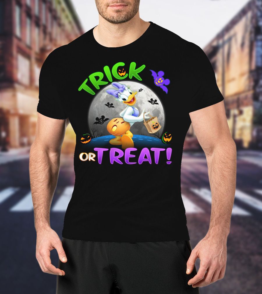 Trick Or Treat Daisy Duck Halloween Moon Bat Pumpkins T-Shirt