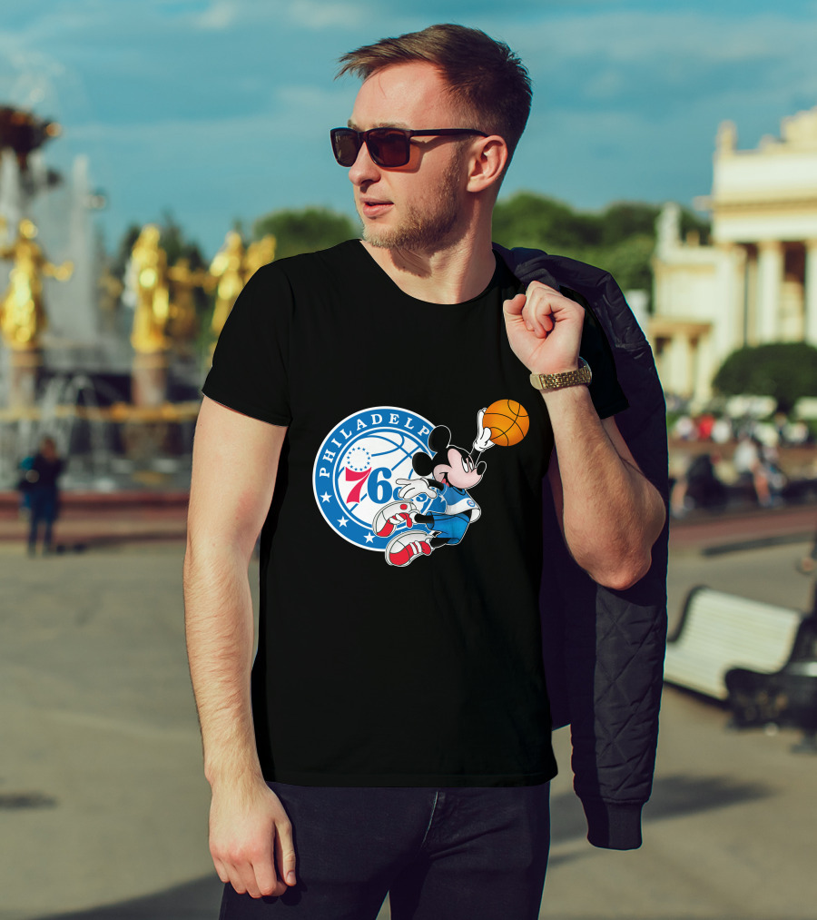 Philadelphia 76ers Mickey Basketball Dunk T-Shirt