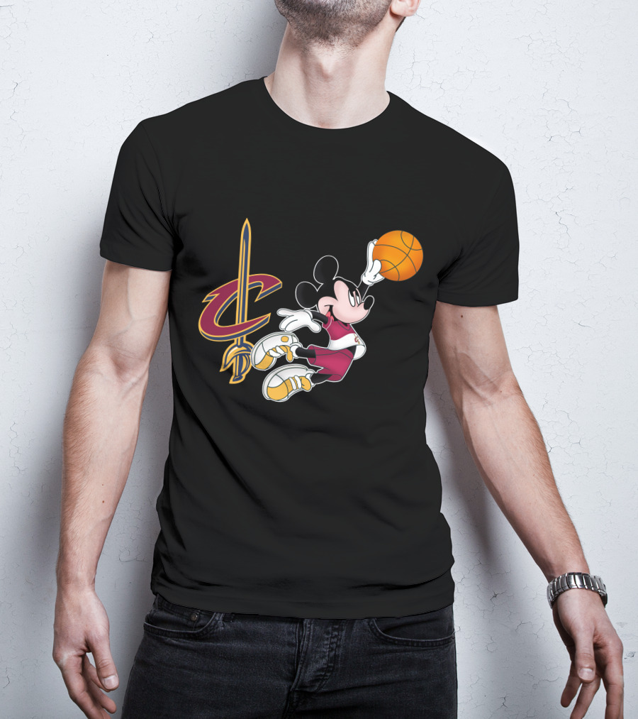 Cleveland Cavaliers Mickey Basketball Dunk T-Shirt