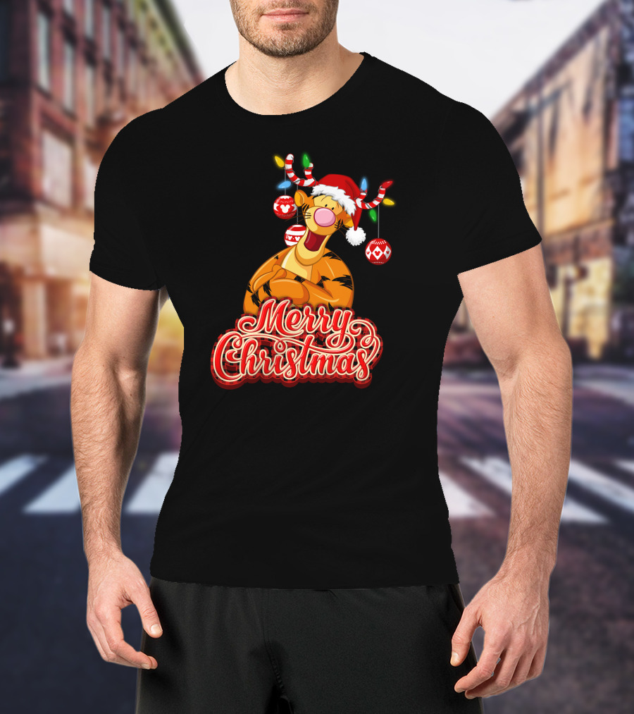 Merry Christmas Tigger Santa Hat Festive Lights And Ornaments T-Shirt