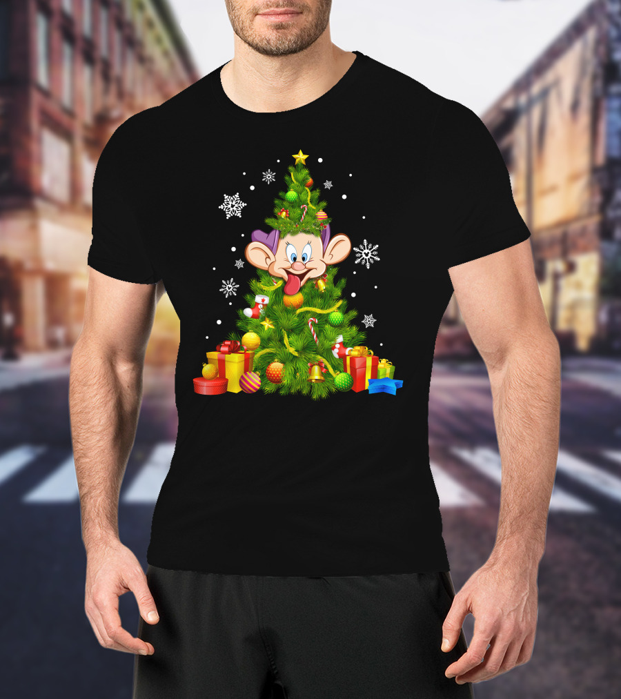 Dopey Christmas Tree Festive Decorations Snowflakes And Gifts T-Shirt