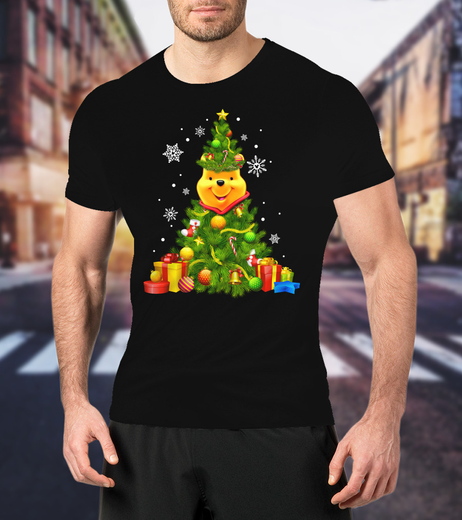 Pooh Christmas Tree With Snowflakes And Gifts T-Shirt