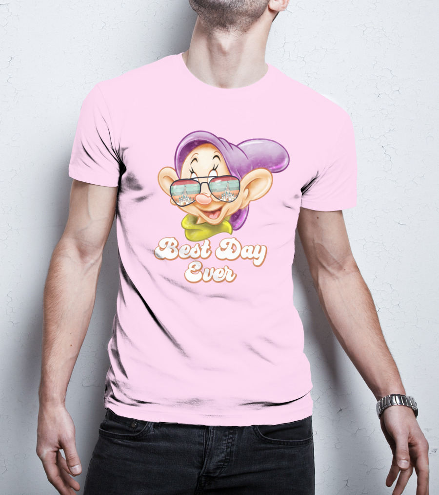 Best Day Ever Dopey Sunglasses Castle T-Shirt