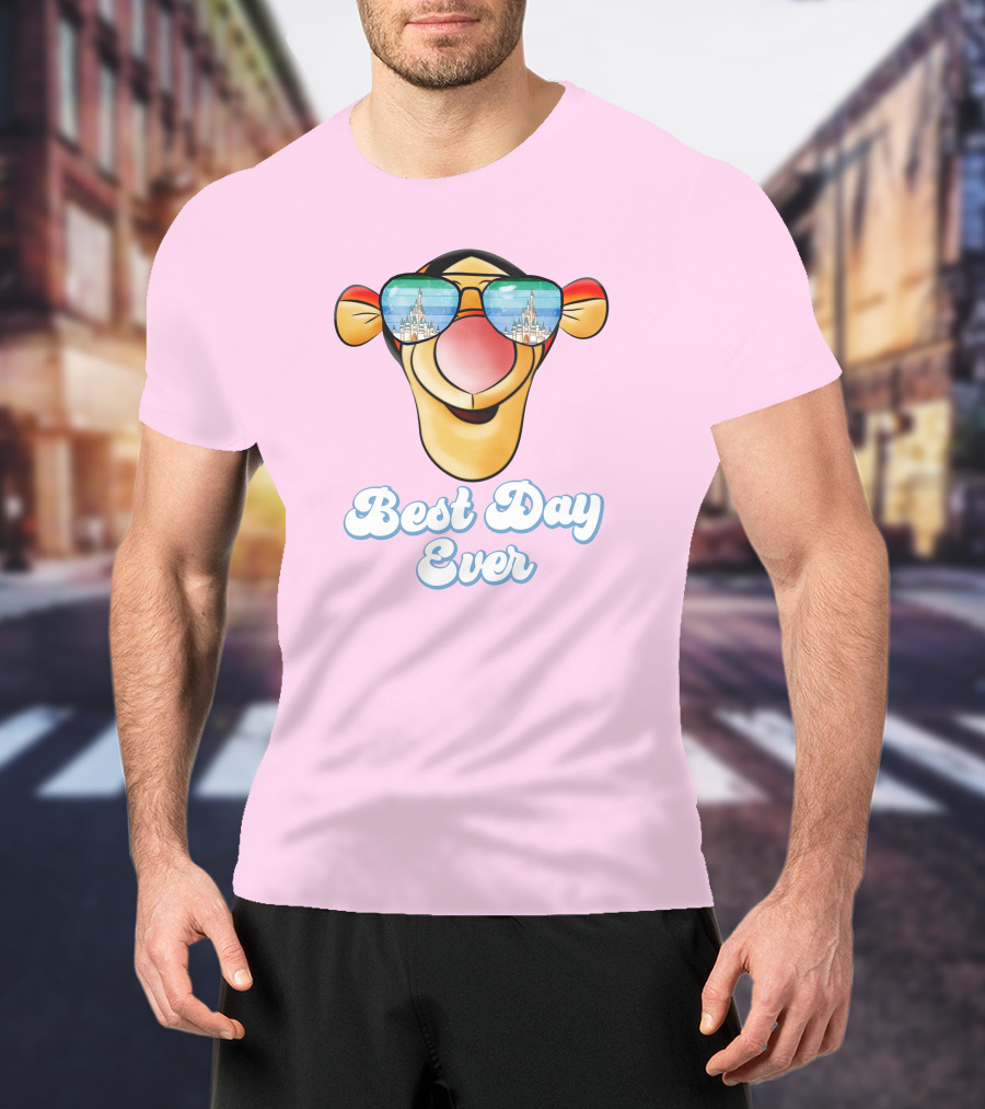 Tigger Best Day Ever Disney Castle Sunglasses T-Shirt