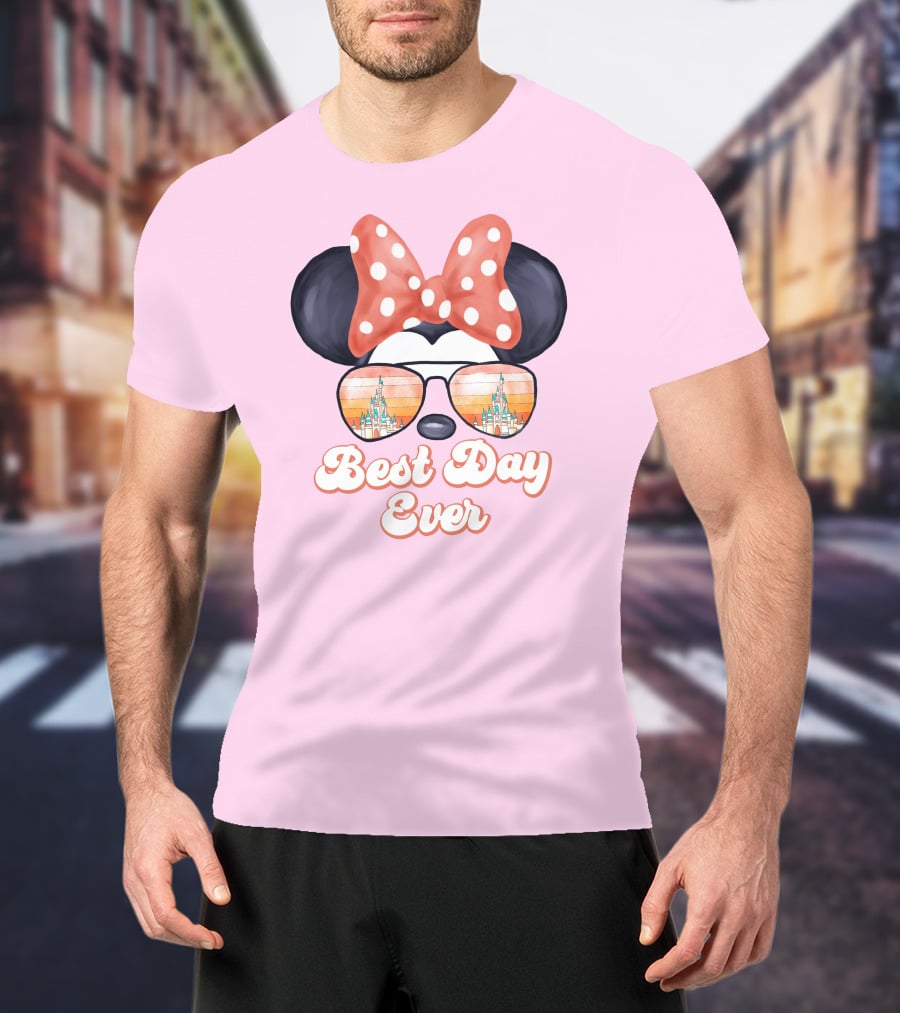Minnie Mouse Best Day Ever Castle Sunglasses T-Shirt