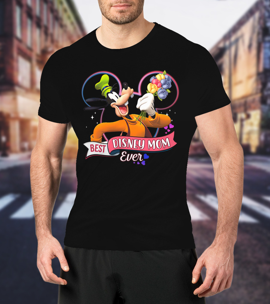 Best Disney Mom Ever Goofy Holding Flowers Pixar Balloons Hearts T-Shirt