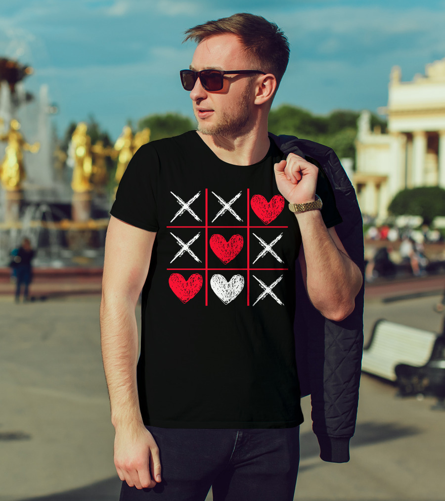 Valentines Day Tic-Tac-Toe XO XO Heart Pattern Funny Valentine Gifts T-Shirt