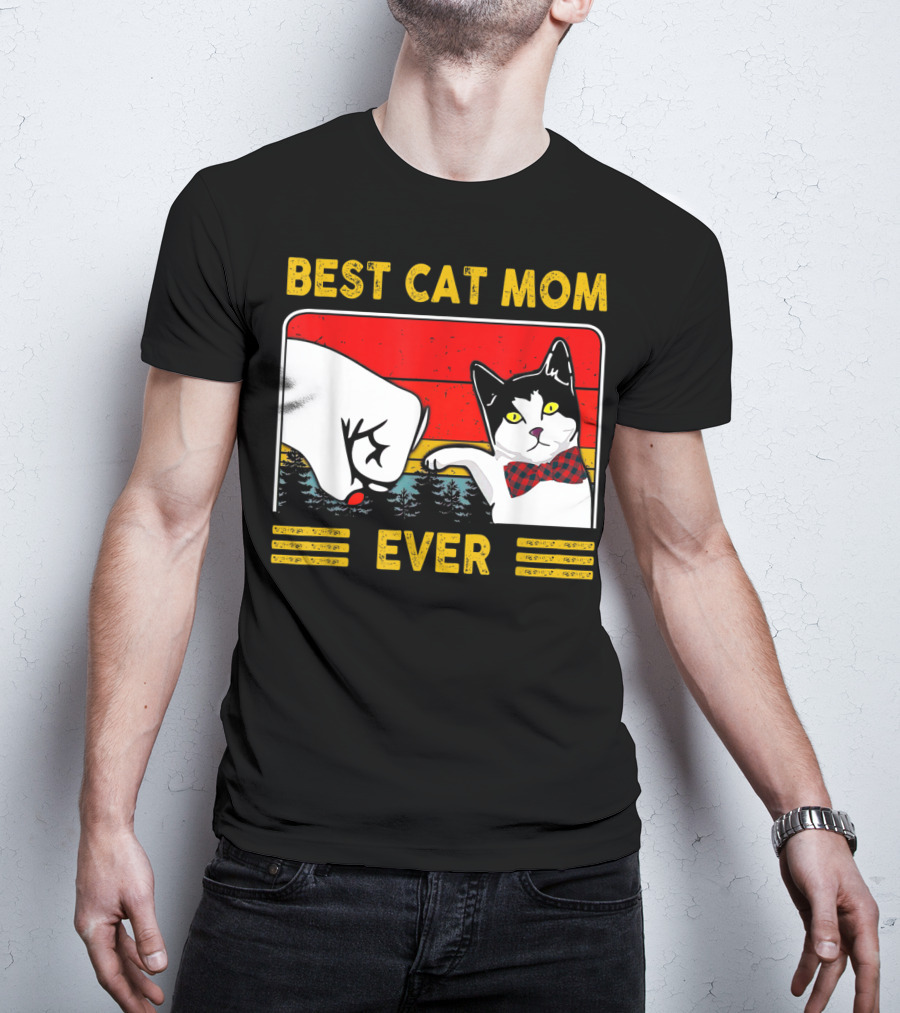 BEST CAT MOM EVER Retro Vintage Cat With Fist Bump And Bow Tie T-Shirt