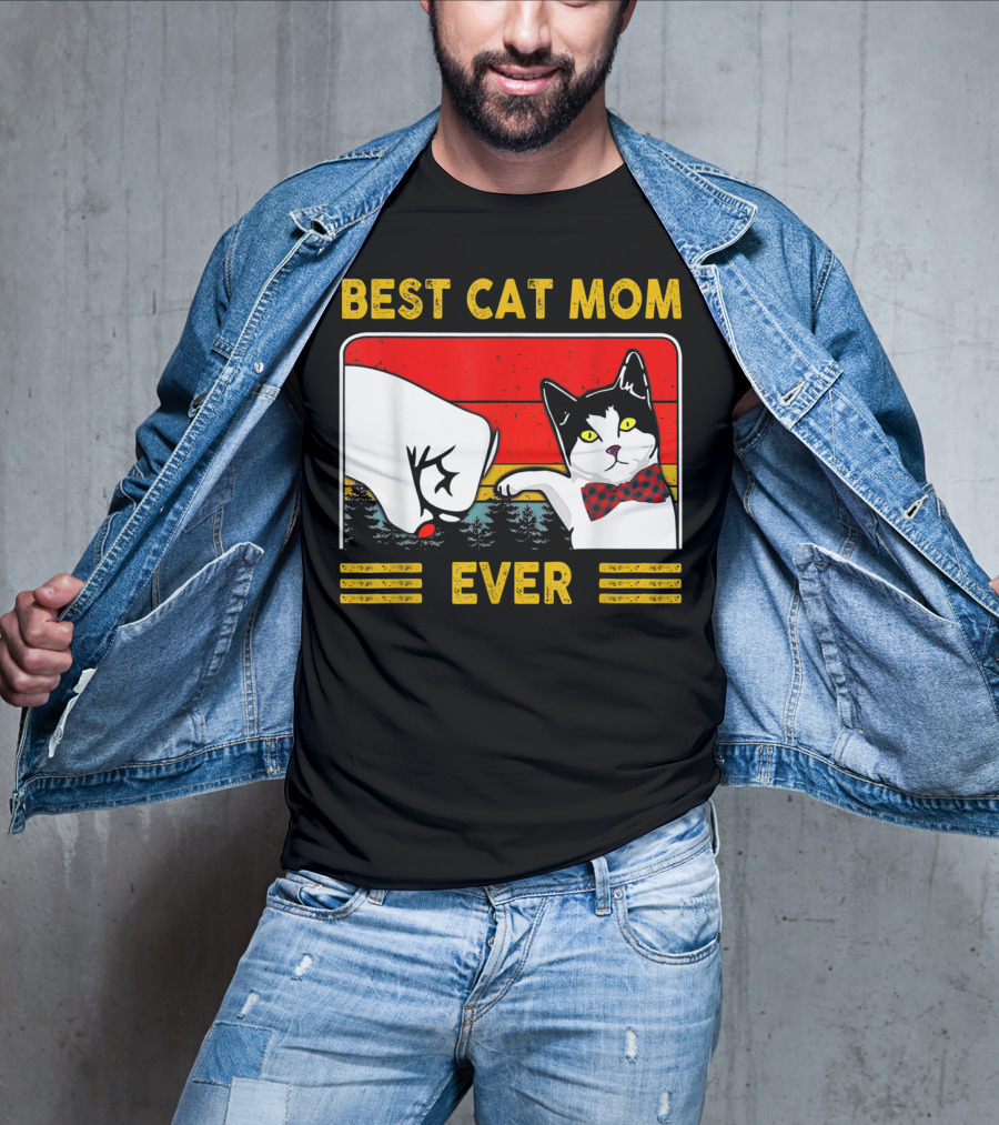 BEST CAT MOM EVER Retro Vintage Cat With Fist Bump And Bow Tie T-Shirt