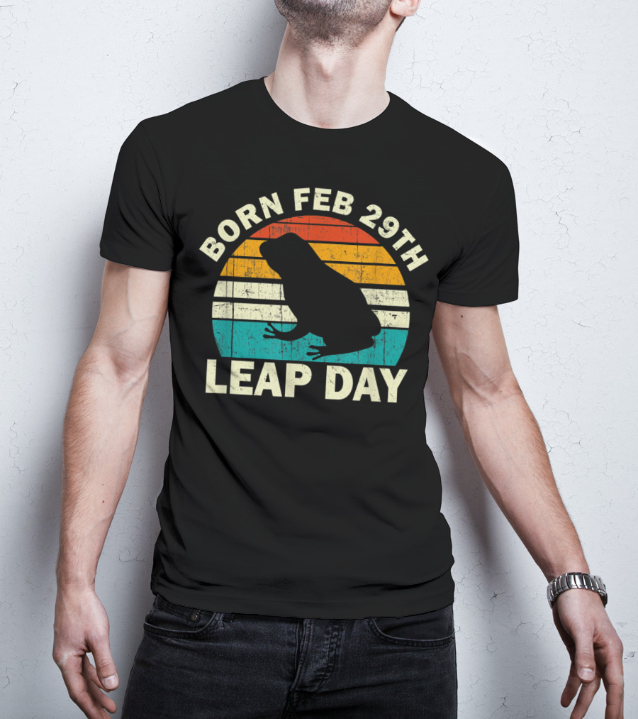 Born Feb 29th Leap Day Frog Vintage Retro Stripe T-Shirt
