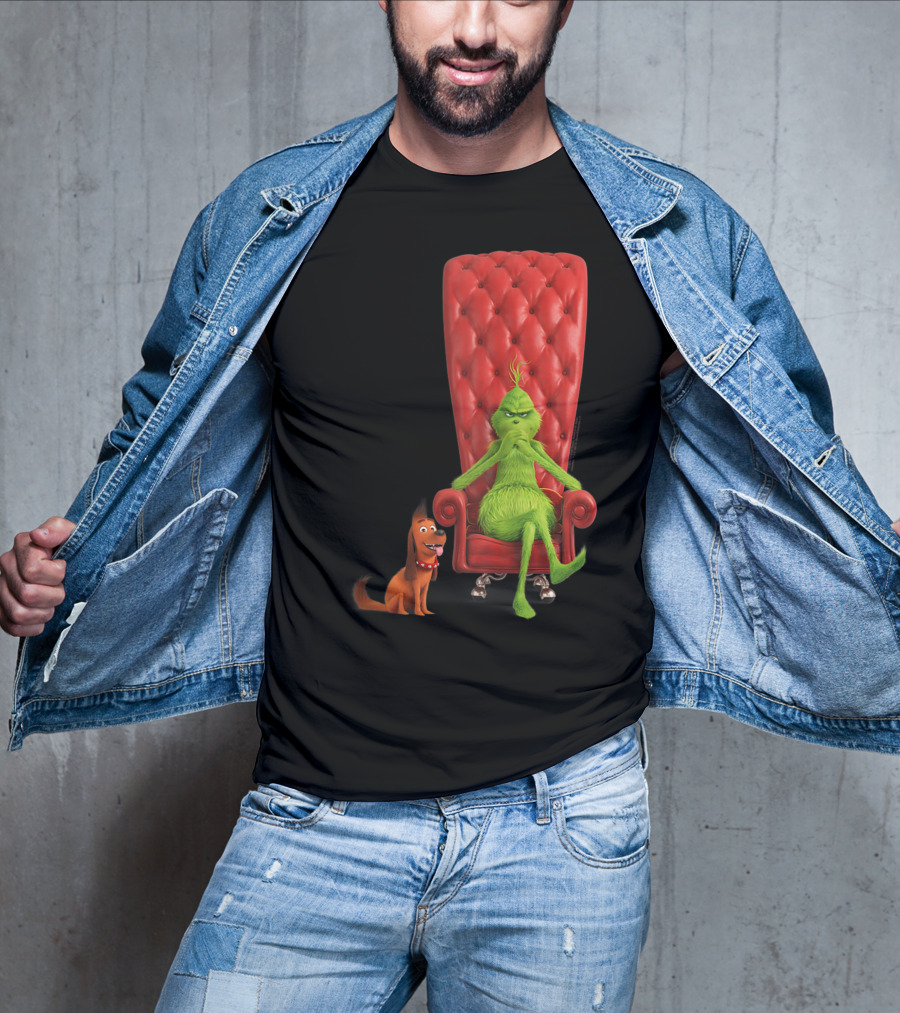Dr Seuss The Grinch And Max On Red Tufted Chair T-Shirt