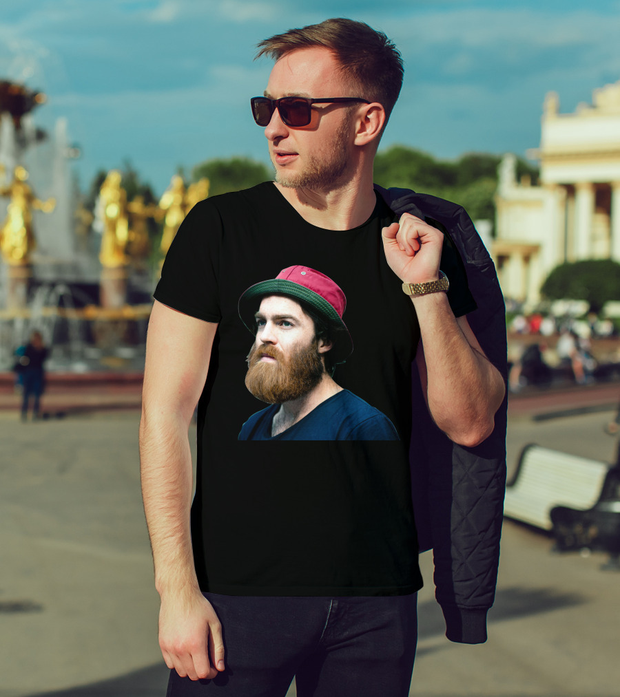 Chet Faker 2 Red And Green Bucket Hat Beard T-Shirt